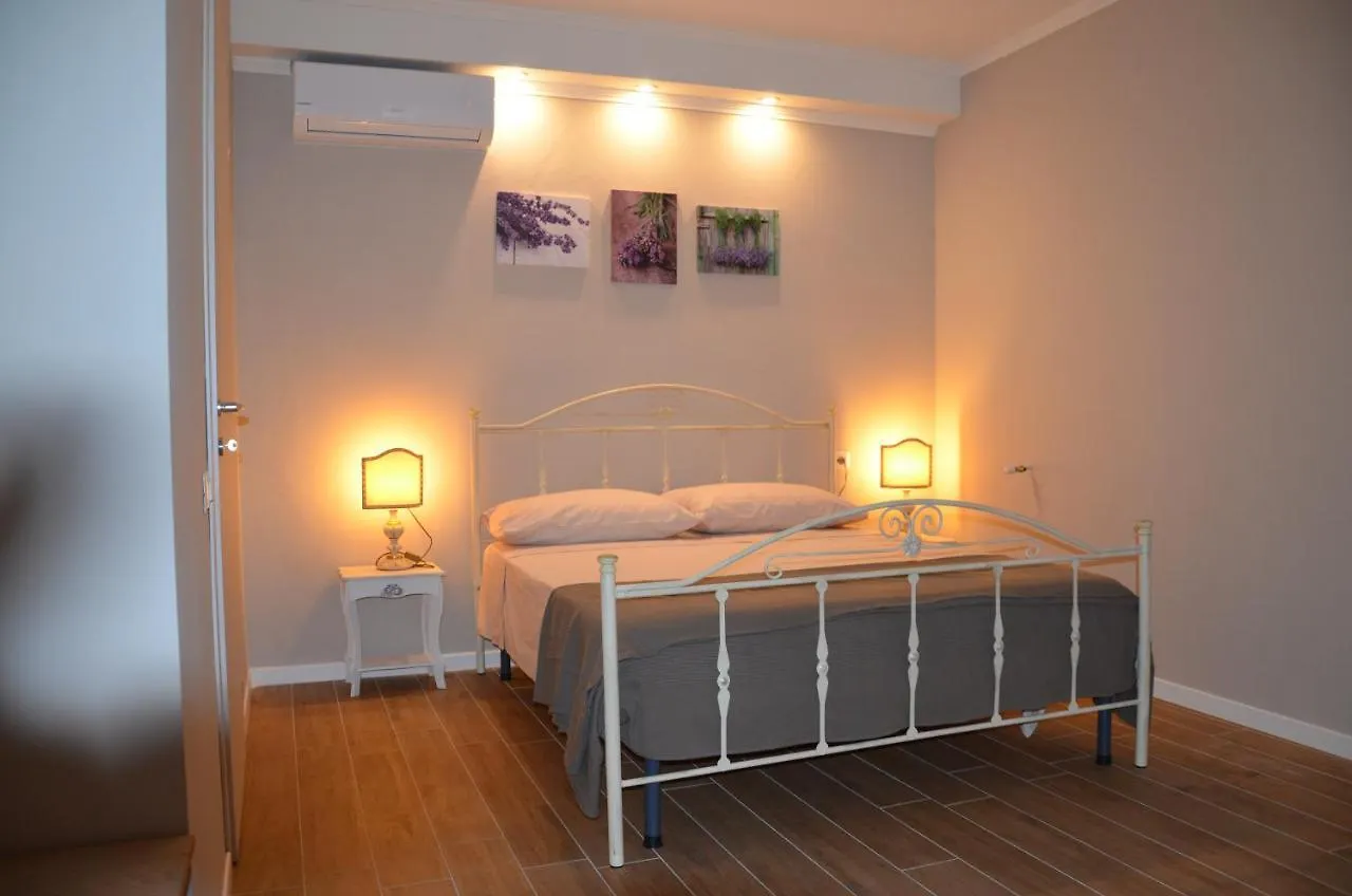 L'Albero Dei Gufi Bed & Breakfast Copparo Italy